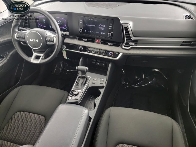 Used 2024 Kia Sportage LX AWD/4WD image 32