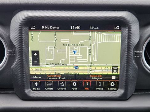 Used 2023 Jeep Wrangler Unlimited Sahara w/ Cold Weather Group AWD/4WD image 17