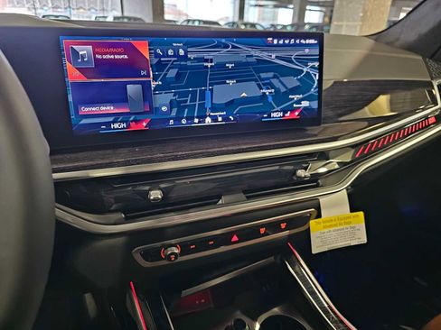 New 2026 BMW X7 M60i AWD/4WD image 13