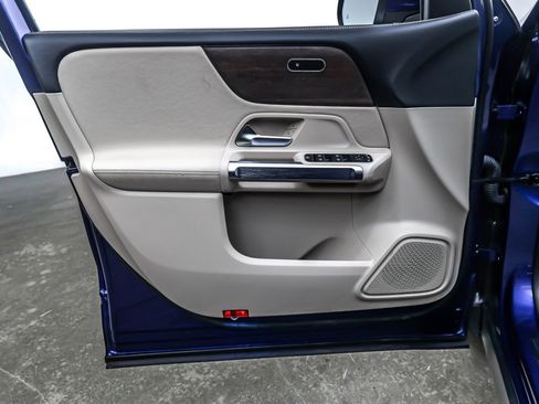 Used 2022 Mercedes-Benz GLB 250 GLB 250 SUV image 20