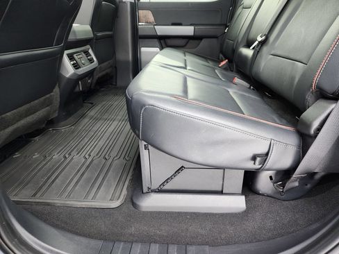 Used 2024 Ford F350 Lariat w/ Lariat Ultimate Package image 9