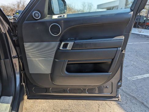 Used 2019 Land Rover Range Rover Sport Supercharged image 30