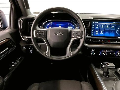 Used 2024 Chevrolet Silverado 1500 RST w/ Protection Package AWD/4WD image 6