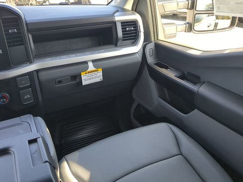 New 2025 Ford F450 XL image 15