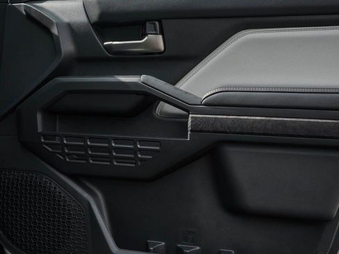 New 2026 Toyota Tacoma Limited AWD/4WD image 8
