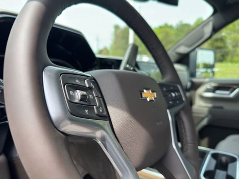 New 2026 Chevrolet Silverado 2500 LT AWD/4WD image 15
