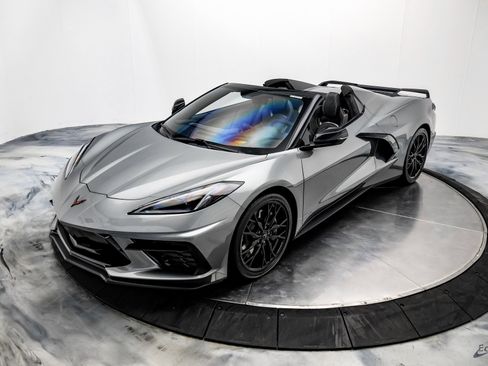 Used 2023 Chevrolet Corvette Stingray Preferred Conv w/ Z51 Performance Package image 6