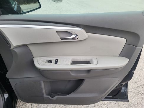 Used 2012 Chevrolet Traverse LT image 26