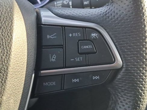 Used 2021 Toyota Sienna Limited AWD/4WD image 16