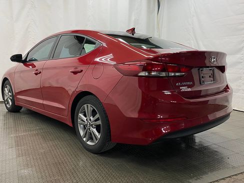 Used 2017 Hyundai Elantra SE image 6