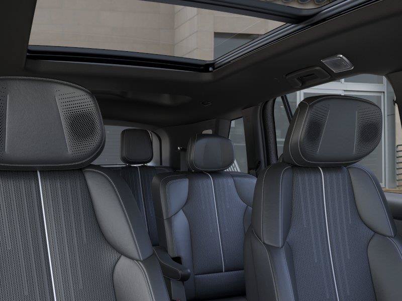 New 2027 Cadillac Vistiq Luxury AWD/4WD image 24