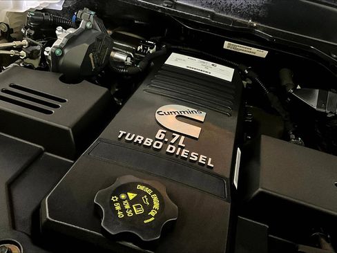 Used 2024 RAM 3500 Limited image 32