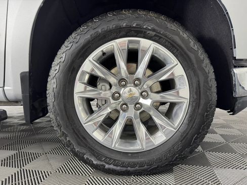Used 2019 Chevrolet Silverado 1500 LTZ w/ LTZ Premium Package AWD/4WD image 50