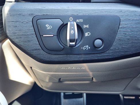 Used 2021 Audi A4 2.0T Premium Plus w/ Premium Plus Package image 23