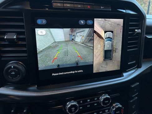 Used 2024 Ford F150 Platinum image 19