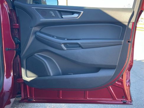 Used 2019 Ford Edge SEL w/ Equipment Group 201A image 35
