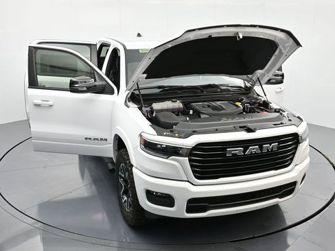 New 2025 RAM 1500 Laramie w/ Sport Appearance Package AWD/4WD image 43