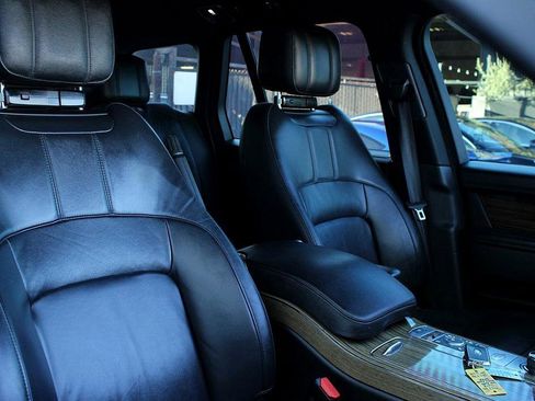 Used 2018 Land Rover Range Rover image 26