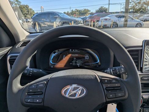 New 2026 Hyundai Venue SE image 26