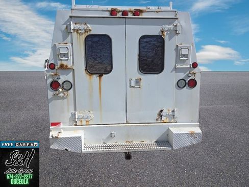 Used 2004 Chevrolet Express 3500 RWD image 11