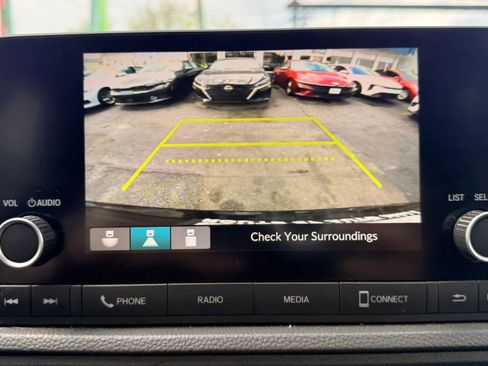 Used 2025 Honda CR-V LX image 22