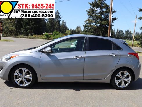 Used 2014 Hyundai Elantra GT w/ Option Group 03 FWD image 5