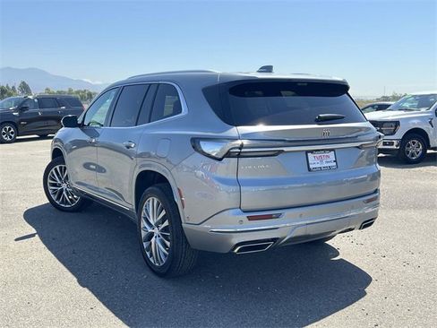 New 2026 Buick Enclave Avenir w/ Super Cruise Package image 5