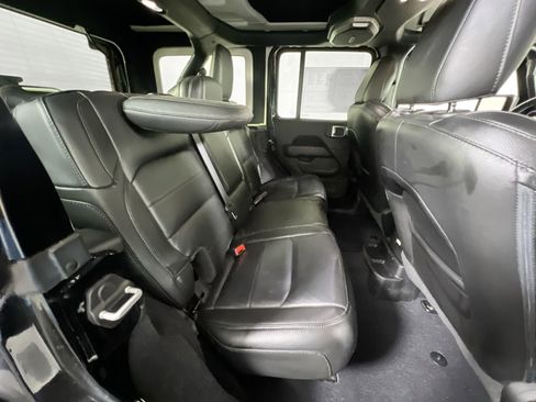 Used 2021 Jeep Wrangler Unlimited Sahara AWD/4WD image 26
