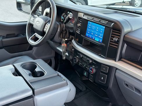 Used 2024 Ford F350 XL image 11