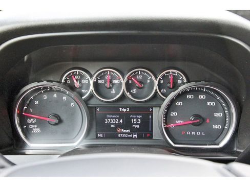 Used 2021 Chevrolet Silverado 1500 LT Trail Boss w/ Convenience Package II AWD/4WD image 17