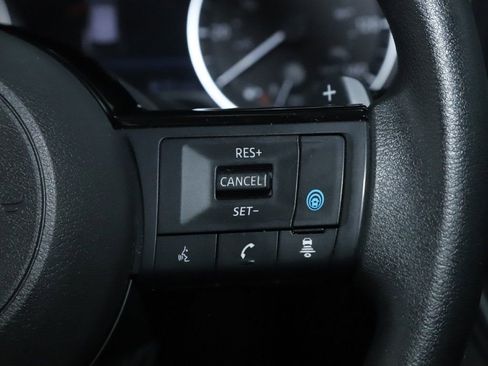 Used 2023 Nissan Rogue SV image 23