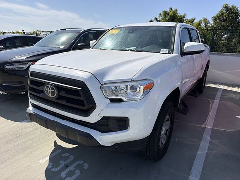 Used 2021 Toyota Tacoma SR w/ SR Convenience Package RWD image 2