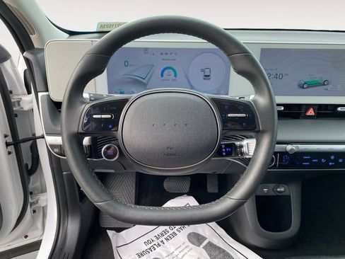 Used 2024 Hyundai Ioniq 5 SEL image 17