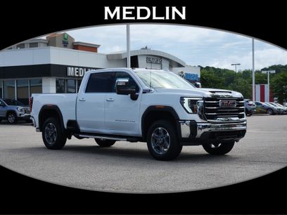 New 2025 GMC Sierra 2500 SLT w/ SLT Convenience Package