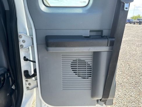 Used 2012 Ford F250 XL w/ Snow Plow Prep Pkg image 29