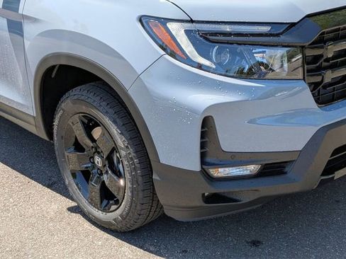 New 2026 Honda Ridgeline Black Edition image 3