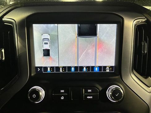 Used 2021 GMC Sierra 1500 SLT w/ Technology Package image 42