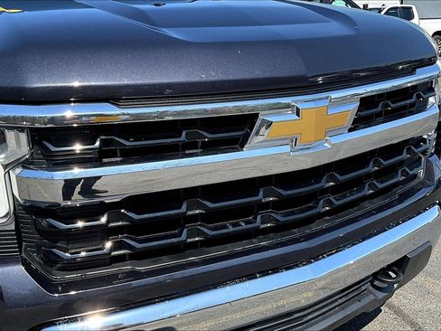 Used 2023 Chevrolet Silverado 1500 LT image 24