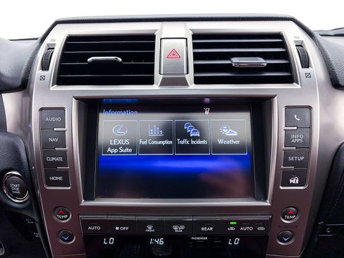 Used 2021 Lexus GX 460 Premium w/ Premium Package AWD/4WD image 23