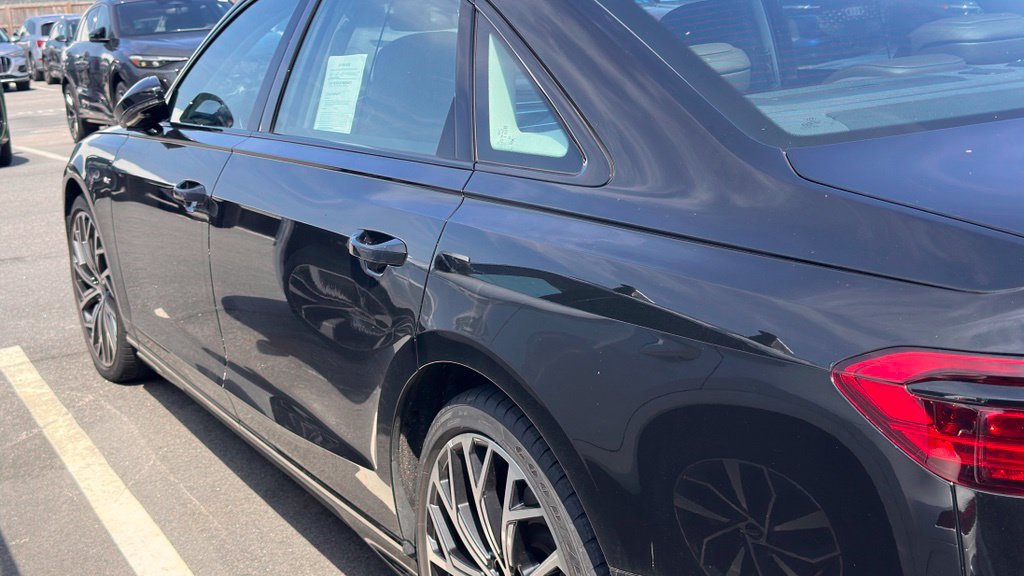 Used 2023 Audi A8 L 3.0T AWD/4WD image 9