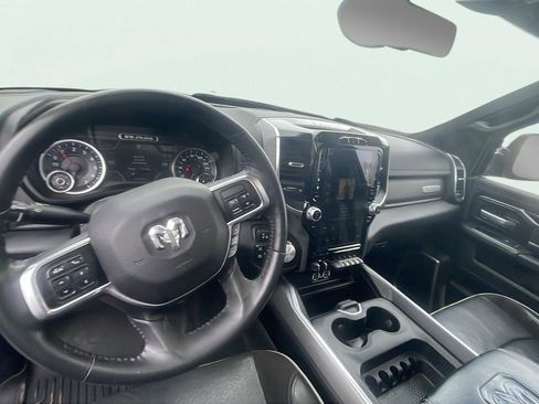 Used 2021 RAM 2500 Laramie w/ Night Edition image 11