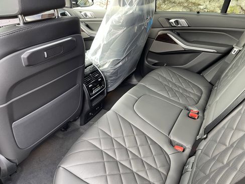 New 2026 BMW X5 xDrive40i w/ M Sport Package image 16