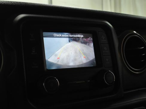 Used 2020 Jeep Wrangler Unlimited Sport S image 13