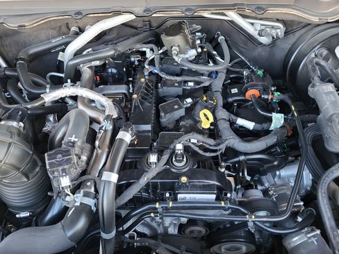 Used 2020 Ford Ranger XL w/ Equipment Group 101A Mid image 26