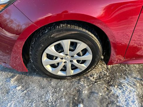 Certified 2025 Toyota Corolla LE image 29