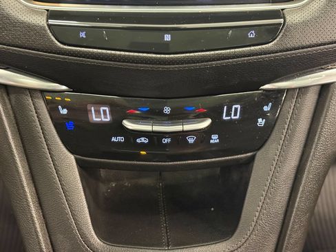 Used 2021 Cadillac XT5 Sportv AWD/4WD image 23