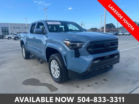 Certified 2026 Toyota Tacoma SR5 AWD/4WD image 8
