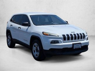 Used 2016 Jeep Cherokee Sport AWD/4WD video 3