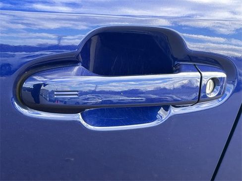 Certified 2024 Subaru Crosstrek 2.5i Limited w/ Crosstrek Mirror Package image 42