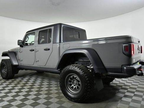 Used 2022 Jeep Gladiator Rubicon w/ Cold Weather Group AWD/4WD image 14